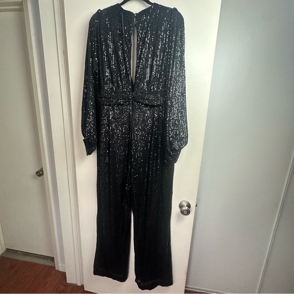 Miss Avenue Black Comet Sparkly Sequin Surplice Deep V-Neckline Jumpsuit NWT 2X - Picture 5 of 16